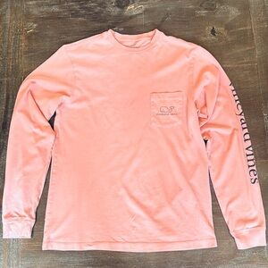 Vineyard Vines Whale Long Sleeve Pocket T Shirt Women’s XS Pink Graphic Pullover